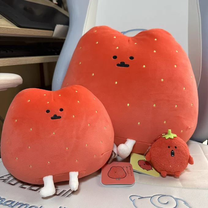 ナガノくじいちご もっちもち お尻に「取り切れてないヘタ」もちゃんとあってかわいい 