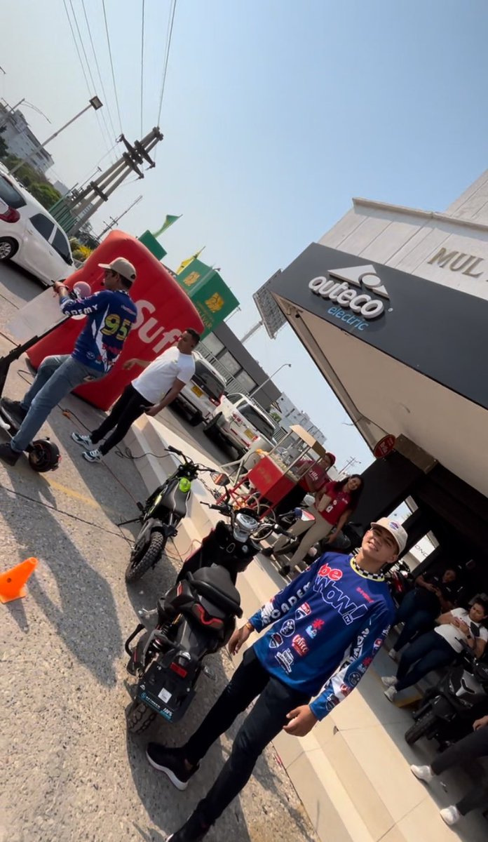 diegowow's tweet photo. Feria de Movilidad eléctrica,
Conocimiento, pruebas , testeo , pista de aprendizaje de motocross eléctricas para niños y chicos , próximamente @diegowow @AutecoDismerca @ccsupercentro21 @wowpyme https://t.co/UZImDALOs7