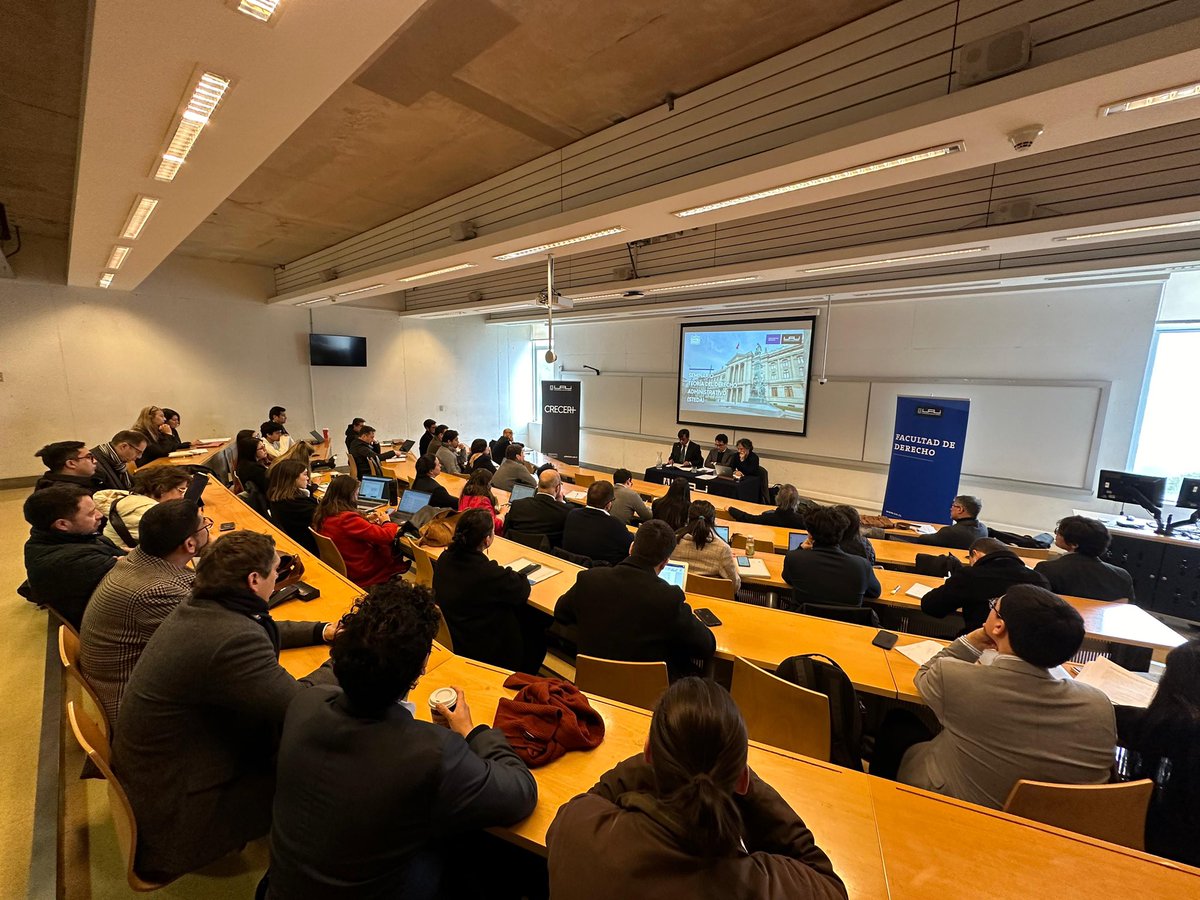 DERECHO ADMINISTRATIVO 🔵

Hoy se realizó en nuestro campus #ViñadelMar la 2ª versión del 
Seminario de Teoría y Derecho Administrativo STEDA.

Académico <a href="/DerechoUAI/">Derecho UAI</a> <a href="/UAI_CL/">UAI</a> <a href="/GuillermojimenJ/">Guillermo Jimenez</a> fue el encargado de inaugurar este evento académico anual.