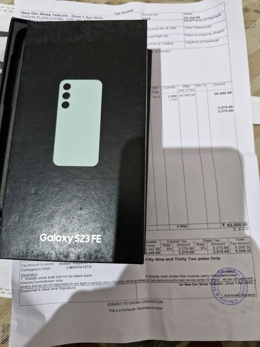 PRMundru's tweet photo. साथीयों #_X के #payout से #New #Samsung_s23 लिया हैं !
यह सब X परिवार के सभी भाई और बहनों के स्नेह और सहयोग से ही हो पाया हैं!
आप सभी भाई और बहनों का यह स्नेह और सहयोग हमेशा ऐसा ही बना रहे!
आप सभी को इसके लिए बहुत बहुत धन्यवाद.....! https://t.co/Em9OZyb6ZP