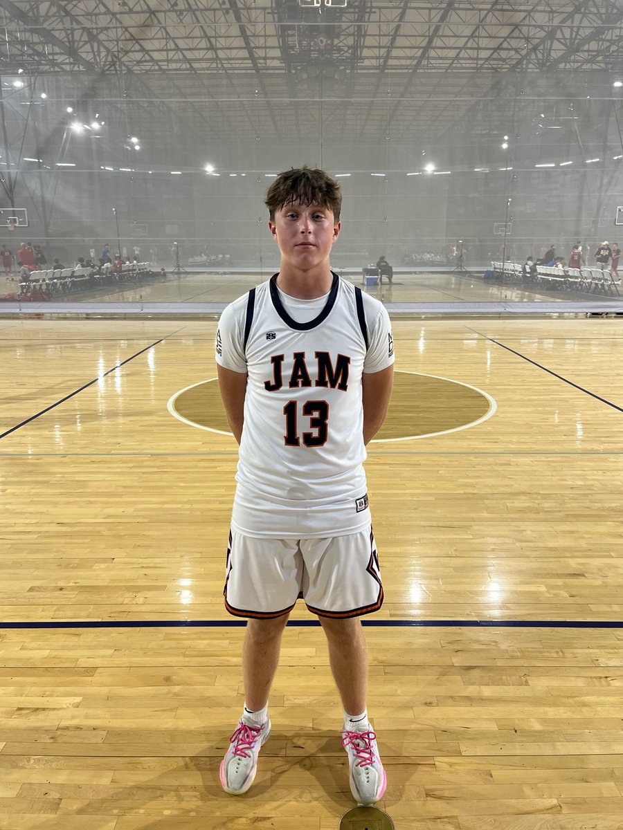 𝐓𝐨𝐩 𝐏𝐞𝐫𝐟𝐨𝐫𝐦𝐞𝐫𝐬 𝐇𝐚𝐫𝐝𝐰𝐨𝐨𝐝 𝐂𝐥𝐚𝐬𝐬𝐢𝐜 𝟏- 𝐃𝐚𝐲 𝟏

‘27 Owen Woods 
JAM
15 Points 

‘27 Rhett Driskell
JAM
15 Points