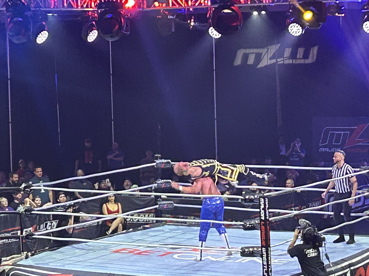 ThomasJJStarr's tweet photo. Blood and Thunder @MLW is live. @slamwrestling https://t.co/3kjqwUCZRW