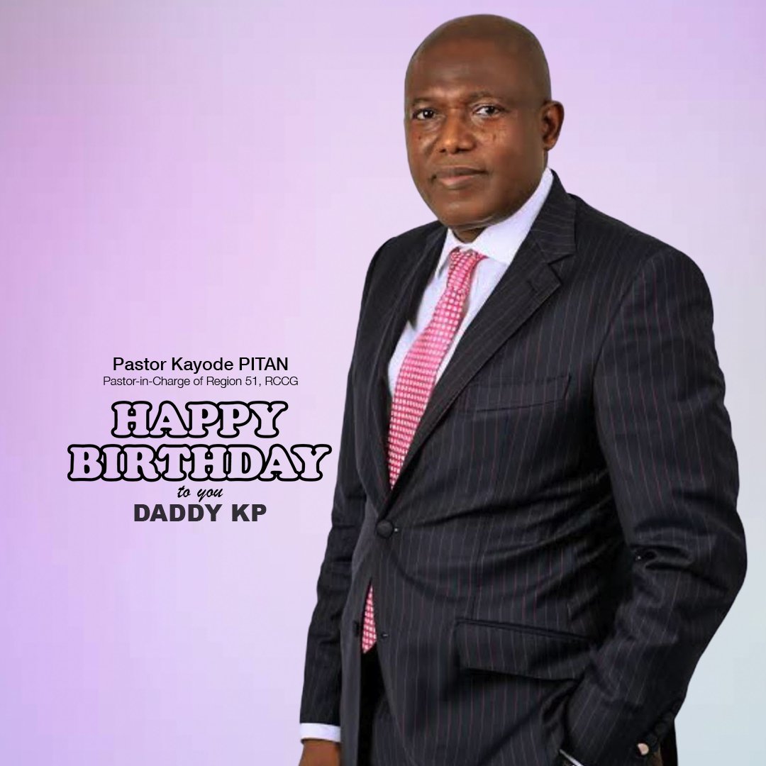isackomo's tweet photo. HAPPY BIRTHDAY TO YOU, DADDY https://t.co/IyGIKKT68a