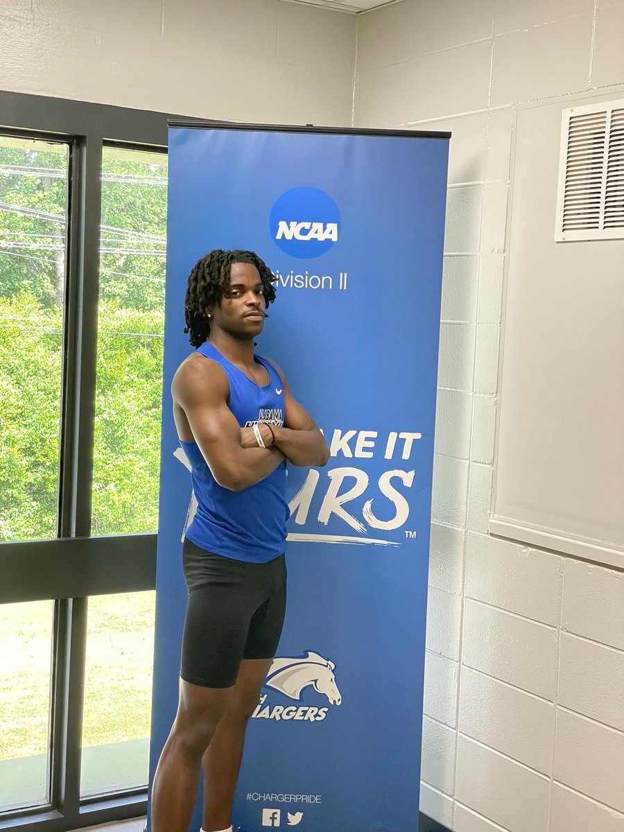 _bryan1K's tweet photo. Committed!💙🤍 Back to Work. https://t.co/GnaSCx6zn2