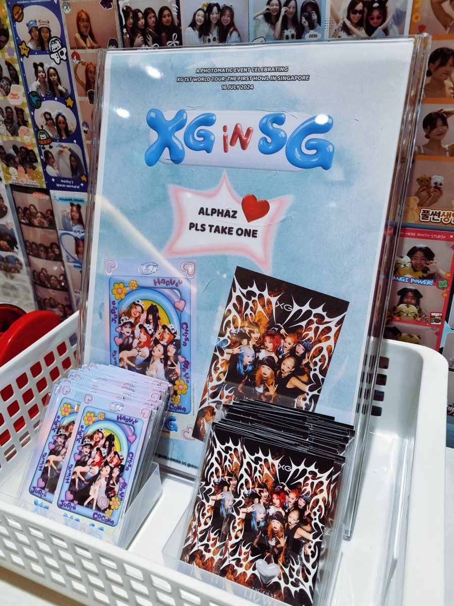 helloriha's tweet photo. 📣 Calling ALPHAZ in Singapore! 😎
📸 Fan initiated Photomatic event "XG in SG"
13 - 21 July
10am - 11pm
Look Here Photo Studio (City Link Mall)

Photo frames designed by @OAKAIARTS &amp; me! 💫🐺👽🚀🌌

Pls RT &amp; 💖
See u there, XG &amp; ALPHAZ! 🐺
@XGOfficial_ @SimonJakops #XG #XGinSG https://t.co/5PhSU53yIH