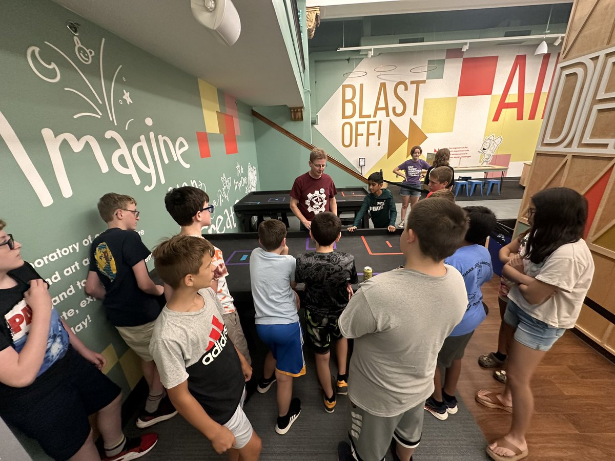 DarkSideRobots's tweet image. Campers finished building claws for their robots, experimented with coding to pick up and move pop cans to different segments of the field. 

All the robots and campers participated in a final “robot parade”, and we closed out the camp by disassembling our hard work.