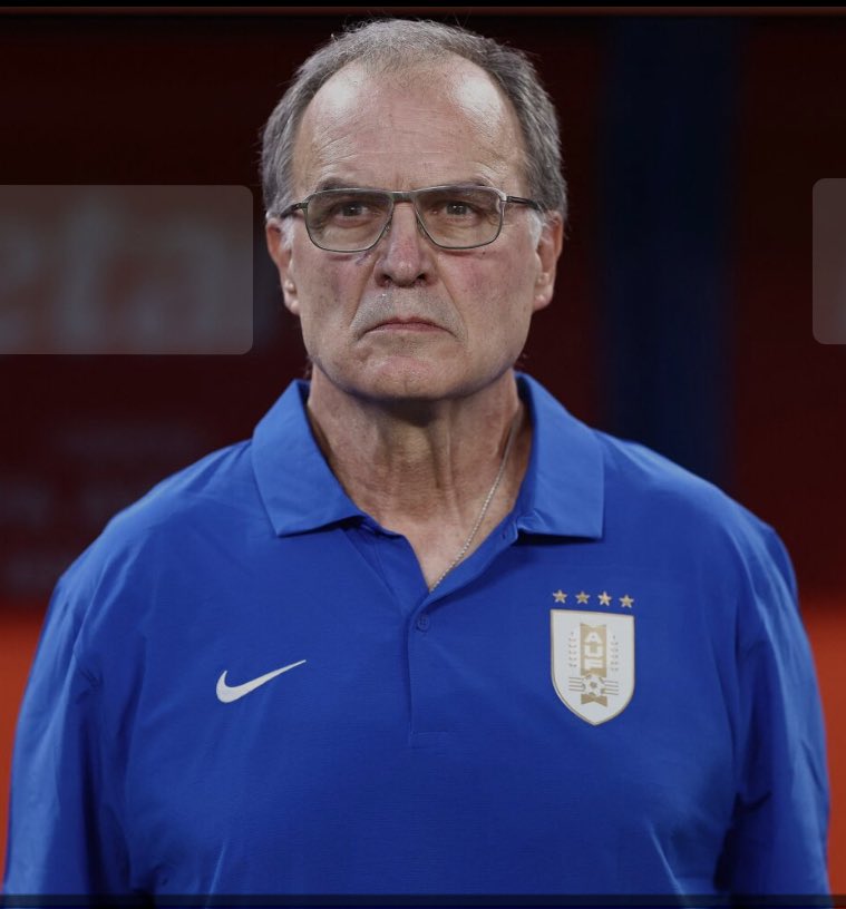 Porque cuando tengo que cantar verdades

Las canto derecho nomás, a lo macho

Aunque esas  verdades amuestren bicheras

Donde naides creiba que hubiera gusanos.