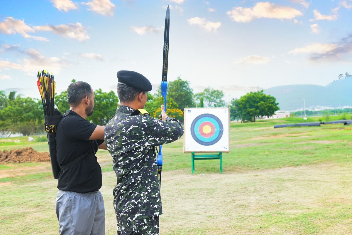 IN_Dega's tweet photo. 🏹  Unveiling the Dega Archery & Silambam Club (DASC) !

#CODega inaugurated the  Archery & Silambam Club yesterday. It's not just about martial arts—#Silambam teaches self-defense and #Archery sharpens focus and precision

Dega Personnel dove in eagerly, blending tradition with fitness and fun! ✨