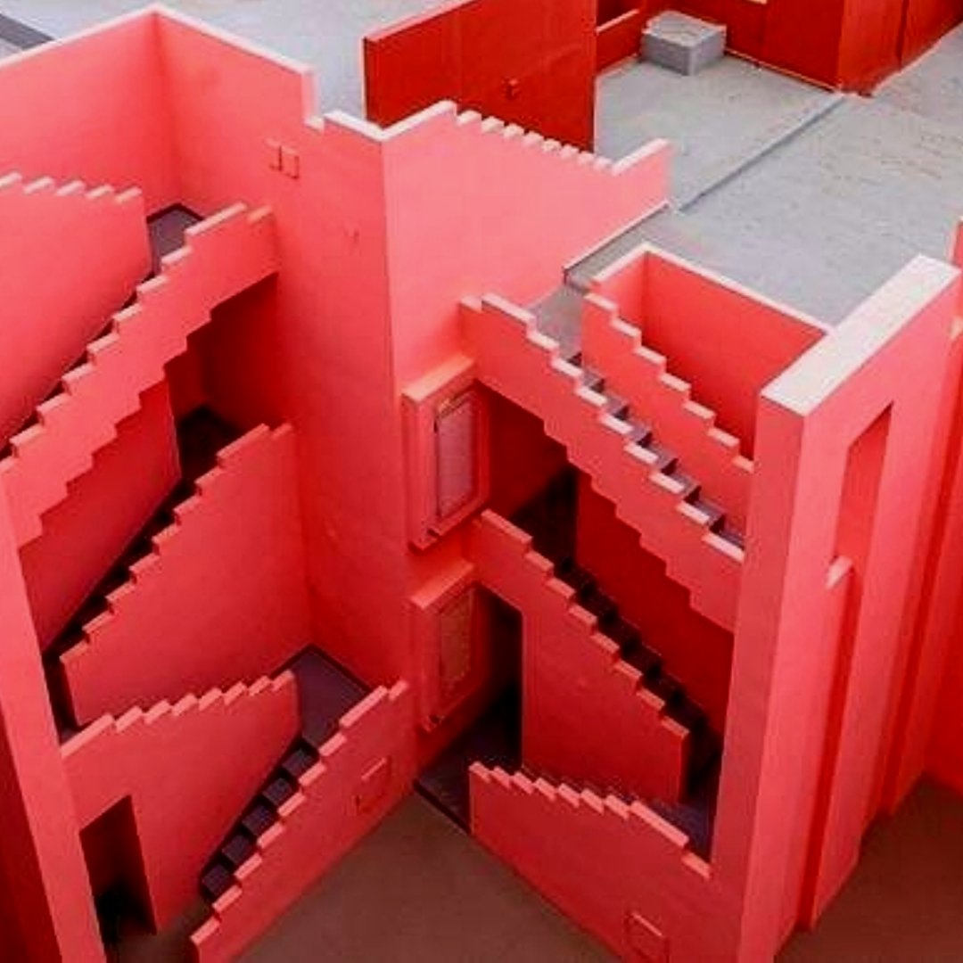 Gabrieeeel_G's tweet photo. A Sample of Architecture....
Geometric composition for innovative housing layout
The Red Wall Apartments Complex [La Muralla Roja]
Calpe, Spain
#LoveArchitecture https://t.co/wy4bBDcSLO