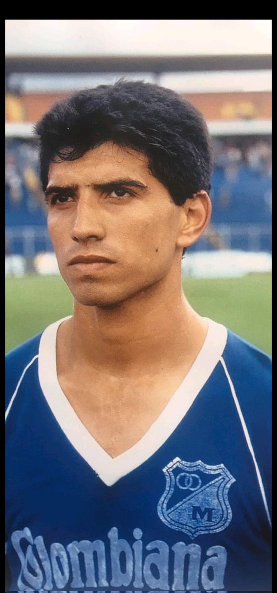 Constantino Portilla Jaimes (@cjportillaj) on Twitter photo <a href="/chechoangulo/">Sergio Angulo Bolaños</a> <a href="/Jucahevi68/">Juan Carlos Henao</a> <a href="/ceaugolar/">Cesar Augusto CDLM</a> <a href="/ledoleon/">Ⓛ Ⓔ Ⓞ Ⓝ</a> <a href="/gabrielpelaeza/">CONTAD.TRIBUTARISTA</a> <a href="/adehaquiz/">Alfredo Dehaquiz M.</a> <a href="/ANYARATO/">Angie #OP10🎉🎶</a> <a href="/alvarezelkin42/">Elkin Álvarez</a> <a href="/PipeZarruk/">Felipe Zarruk Diazgranados</a> <a href="/carlos100420/">carlosacevedo</a> <a href="/Tinoportilla/">Constantino Portilla Bermudez</a> <a href="/roamachris0328/">Luis Antonio Roa Castellanos</a> <a href="/mimaringo1/">mimaringo</a> <a href="/JuanLozano_R/">Juan Lozano</a> <a href="/currambis/">Carlos Andres Bernal</a> <a href="/MartinRojasCar/">Carlos Martín Rojas Carvajal</a> <a href="/CarlosATierra/">@CarlosAndresTierradentrocelis</a> <a href="/mago131/">malagon gomez 👽🙈🙉🙊💀</a> <a href="/AngieSan51/">Maria de los Angeles</a> <a href="/colombia_hist/">Historia de Colombia</a> <a href="/a_arevalosilva/">Astrid Arévalo Silva</a> <a href="/OlgaOluloga/">olga lucia lozano g.</a> <a href="/SondraMelndez2/">Sondra Meléndez</a> <a href="/nelsonmarqz55/">NELSON MÁRQUEZ PRADA..</a> <a href="/Gerdalomc/">🅶🅴🆁🅼🅰🅽♻️</a> <a href="/suarezvacca/">Pedro Suárez Vacca</a> <a href="/rosariogomez/">Rosario Gómez</a> <a href="/andrearicom/">Andrea Rico Mendoza</a> <a href="/Colombia/">Colombia</a> <a href="/CumbieroPanama/">Cumbiero de Panamá</a> <a href="/ELTIEMPO/">EL TIEMPO</a> <a href="/CMNUCC/">ONU Cambio Climático</a> @LuisLuperdomo <a href="/hleonardousedag/">Leonardo Useda Arandia 🕎</a> <a href="/AngelaRomeroCh/">Angela Romero Ch</a> <a href="/horte1708/">Hortensia Mercado</a> @VisitBritainES <a href="/GeorgiaGuard/">GA National Guard</a> <a href="/BorisJohnson/">Boris Johnson</a> <a href="/IsraelinSpanish/">Israel en Español</a> <a href="/elespectador/">El Espectador</a> <a href="/LeTour/">Tour de France™</a> <a href="/COSAFAMEDIA/">COSAFA</a> <a href="/CopaAmerica/">CONMEBOL Copa América™️</a> <a href="/RiverPlate/">River Plate</a> <a href="/FALCAO/">Radamel Falcao</a> <a href="/Millonarios/">Millonarios FC</a> <a href="/Argentina/">🇦🇷 Selección Argentina ⭐⭐⭐</a> <a href="/gabifernandez10/">Gabriel Fernandez</a> #VIDELA 🇦🇷
Mario Hernán “Panza” Videla
🔵⚪️Volante 1987-1988
🏟46PJ
⚽️8 goles
🏆Campeón liga 1987 1️⃣2️⃣⭐️
Jugó también en Argentinos Juniors qué quedó campeón de la Libertadores de 1985
Allí en inferiores y como profesional compartió equipo con el Diego Armando Maradona <a href="/chechoangulo/">Sergio Angulo Bolaños</a> <a href="/Jucahevi68/">Juan Carlos Henao</a> <a href="/ceaugolar/">Cesar Augusto CDLM</a> <a href="/ledoleon/">Ⓛ Ⓔ Ⓞ Ⓝ</a> <a href="/gabrielpelaeza/">CONTAD.TRIBUTARISTA</a> <a href="/adehaquiz/">Alfredo Dehaquiz M.</a> <a href="/ANYARATO/">Angie #OP10🎉🎶</a> <a href="/alvarezelkin42/">Elkin Álvarez</a> <a href="/PipeZarruk/">Felipe Zarruk Diazgranados</a> <a href="/carlos100420/">carlosacevedo</a> <a href="/Tinoportilla/">Constantino Portilla Bermudez</a> <a href="/roamachris0328/">Luis Antonio Roa Castellanos</a> <a href="/mimaringo1/">mimaringo</a> <a href="/JuanLozano_R/">Juan Lozano</a> <a href="/currambis/">Carlos Andres Bernal</a> <a href="/MartinRojasCar/">Carlos Martín Rojas Carvajal</a> <a href="/CarlosATierra/">@CarlosAndresTierradentrocelis</a> <a href="/mago131/">malagon gomez 👽🙈🙉🙊💀</a> <a href="/AngieSan51/">Maria de los Angeles</a> <a href="/colombia_hist/">Historia de Colombia</a> <a href="/a_arevalosilva/">Astrid Arévalo Silva</a> <a href="/OlgaOluloga/">olga lucia lozano g.</a> <a href="/SondraMelndez2/">Sondra Meléndez</a> <a href="/nelsonmarqz55/">NELSON MÁRQUEZ PRADA..</a> <a href="/Gerdalomc/">🅶🅴🆁🅼🅰🅽♻️</a> <a href="/suarezvacca/">Pedro Suárez Vacca</a> <a href="/rosariogomez/">Rosario Gómez</a> <a href="/andrearicom/">Andrea Rico Mendoza</a> <a href="/Colombia/">Colombia</a> <a href="/CumbieroPanama/">Cumbiero de Panamá</a> <a href="/ELTIEMPO/">EL TIEMPO</a> <a href="/CMNUCC/">ONU Cambio Climático</a> @LuisLuperdomo <a href="/hleonardousedag/">Leonardo Useda Arandia 🕎</a> <a href="/AngelaRomeroCh/">Angela Romero Ch</a> <a href="/horte1708/">Hortensia Mercado</a> @VisitBritainES <a href="/GeorgiaGuard/">GA National Guard</a> <a href="/BorisJohnson/">Boris Johnson</a> <a href="/IsraelinSpanish/">Israel en Español</a> <a href="/elespectador/">El Espectador</a> <a href="/LeTour/">Tour de France™</a> <a href="/COSAFAMEDIA/">COSAFA</a> <a href="/CopaAmerica/">CONMEBOL Copa América™️</a> <a href="/RiverPlate/">River Plate</a> <a href="/FALCAO/">Radamel Falcao</a> <a href="/Millonarios/">Millonarios FC</a> <a href="/Argentina/">🇦🇷 Selección Argentina ⭐⭐⭐</a> <a href="/gabifernandez10/">Gabriel Fernandez</a> #VIDELA 🇦🇷
Mario Hernán “Panza” Videla
🔵⚪️Volante 1987-1988
🏟46PJ
⚽️8 goles
🏆Campeón liga 1987 1️⃣2️⃣⭐️
Jugó también en Argentinos Juniors qué quedó campeón de la Libertadores de 1985
Allí en inferiores y como profesional compartió equipo con el Diego Armando Maradona