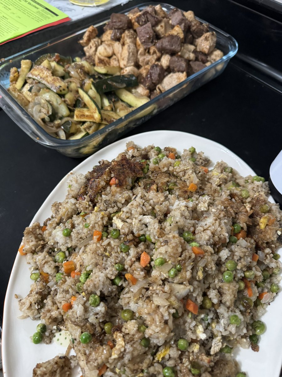 Chris__Edwards's tweet photo. A little hibachi tonight on #CookingWithChris https://t.co/lYjRiQdOCR