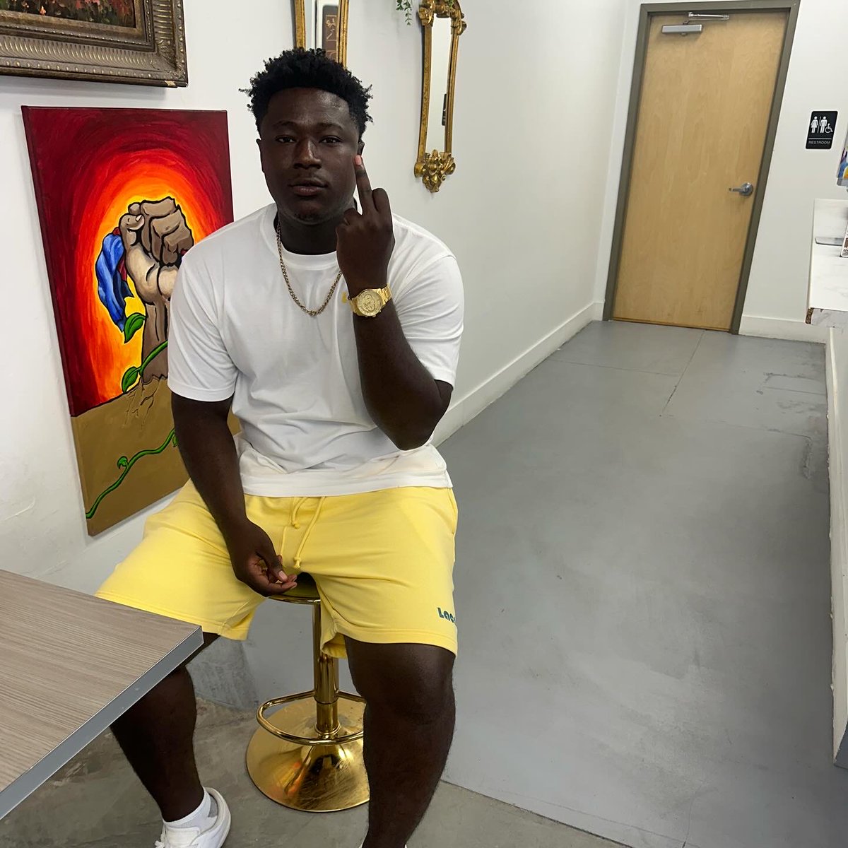 TCBCHARLES's tweet photo. Sometimes you got to pop out and show 🥷 https://t.co/3j1F8Tyooy