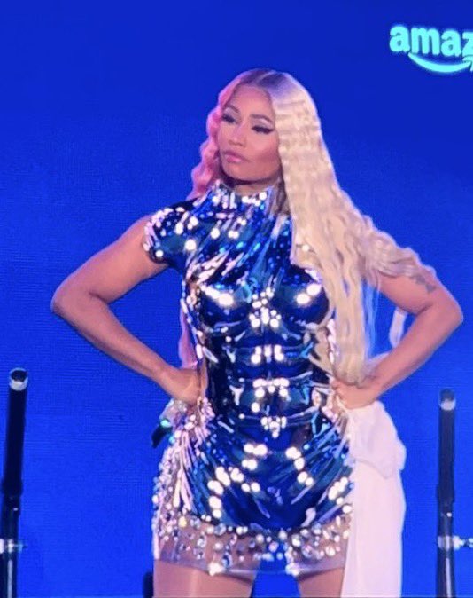 NICKIMINAJ tweet picture