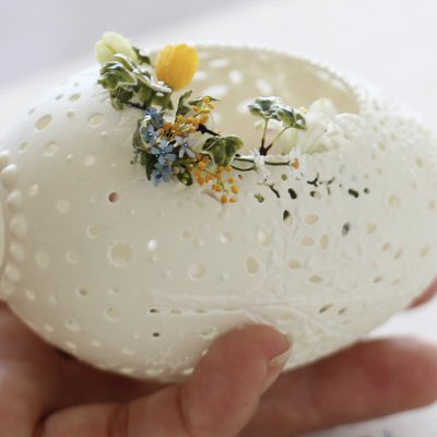 shibazukepari's tweet photo. #丸くて白い作品展
#エッグアート #eggshellart https://t.co/l0hIZOqJBW
