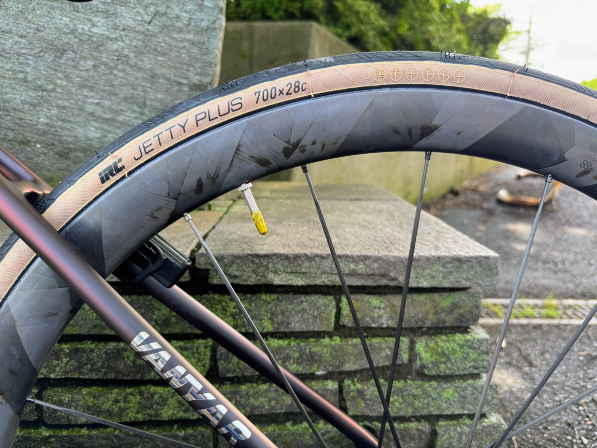 tacfv100's tweet photo. マイニューギア…
冷え冷えボトル & 格安タイヤ
#elvesbike #iRc #abloc https://t.co/pQFuomHVz2