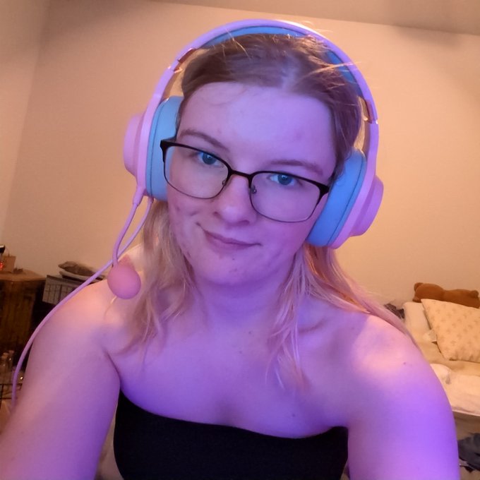 Finally getting to relax at home https://t.co/yAn5gFptgy<a href="/tag/mvsales"class="tags"><span>#mvsales</span></a>