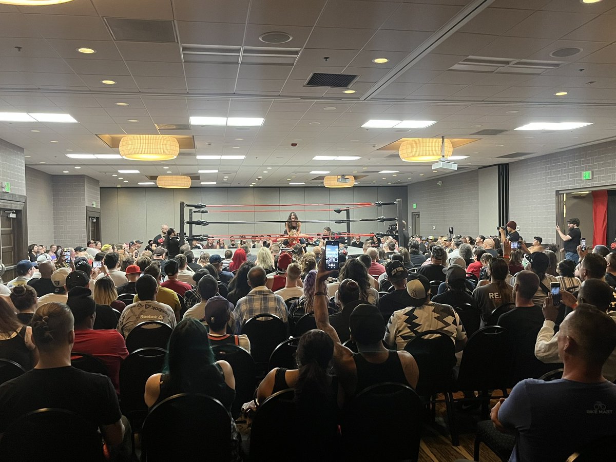 RESPECTwomensW1's tweet photo. SOLD OUT! https://t.co/JB73oZBgVt