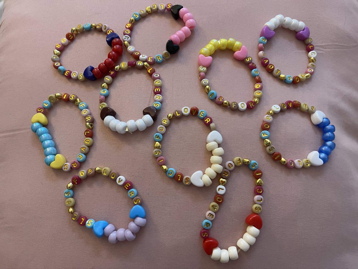 acousticsetluke's tweet photo. still have some more ONO ones to make but I took a break to make some “SLC is for Lovers” bracelets for my Niall show next Saturday 🫶🏻 lmk if you’ll be at the SLC show and if you’d like one! https://t.co/gRZ2RqgAoG