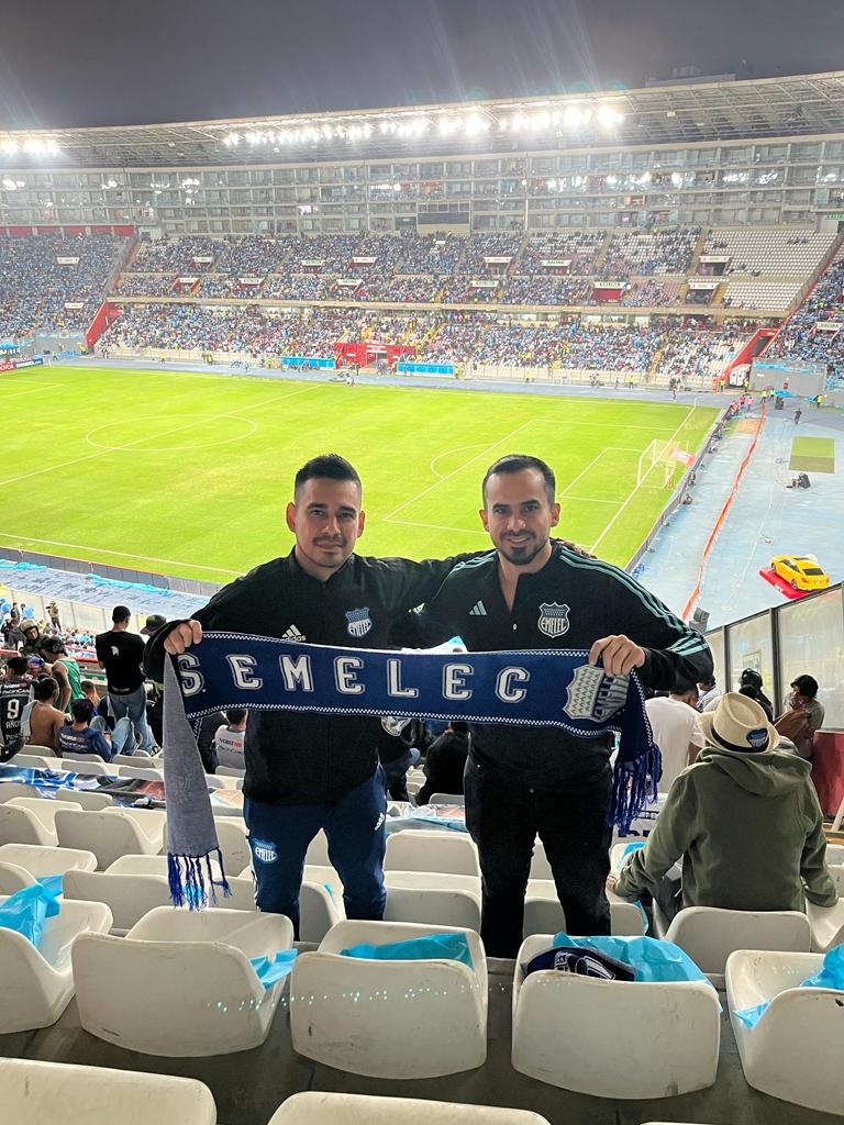 Aldo_VS's tweet photo. 12.07.2023

🇵🇪 Estadio Nacional del Perú, la casa de Emelec. https://t.co/UtufE6yf5y