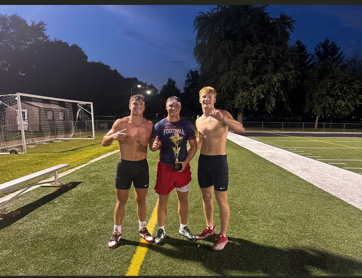 Tyler Ruxer (@tylerruxer) on Twitter photo After winning the kwc 7v7 championship I am proud and thankful to announce that I have received my first football scholarship to play at Kentucky Weslyan with teammates <a href="/JettGoldsberry/">𝓙𝓮𝓽𝓽 𝓖𝓸𝓵𝓭𝓼𝓫𝓮𝓻𝓻𝔂 4⭐️ATH</a> and <a href="/HunterM3232/">Hunter Meredith</a>.
<a href="/CoachYoung41/">Coach Tyrone Young Jr. II ™</a> <a href="/CoachJMike/">Coach JMike Williams</a> <a href="/CoachWalkerRF/">Matt Walker</a> <a href="/CoachRJWilson55/">Coach RJ Wilson</a> After winning the kwc 7v7 championship I am proud and thankful to announce that I have received my first football scholarship to play at Kentucky Weslyan with teammates <a href="/JettGoldsberry/">𝓙𝓮𝓽𝓽 𝓖𝓸𝓵𝓭𝓼𝓫𝓮𝓻𝓻𝔂 4⭐️ATH</a> and <a href="/HunterM3232/">Hunter Meredith</a>.
<a href="/CoachYoung41/">Coach Tyrone Young Jr. II ™</a> <a href="/CoachJMike/">Coach JMike Williams</a> <a href="/CoachWalkerRF/">Matt Walker</a> <a href="/CoachRJWilson55/">Coach RJ Wilson</a>