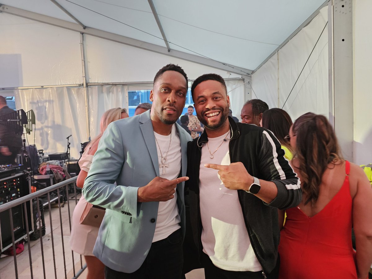 CJEdwardsuk's tweet image. Big up to Sand Polo today. Getting chance sing on the same stage as @Lemar let's make some music happen #singing #sandpolo2024 #soulsinger