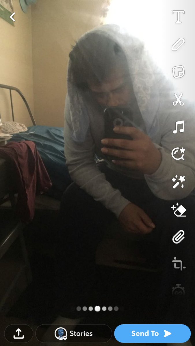 GuyyDoDat's tweet image. At the old house all g’d up like bowser