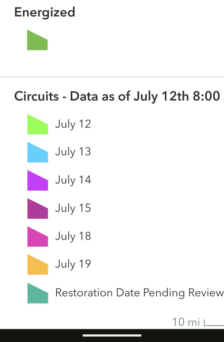 txGS86's tweet photo. @CenterPoint Nice job making the "pending review" color nearly indistinguishable from the "energized" color when zoomed out. https://t.co/fhh8lD89ni