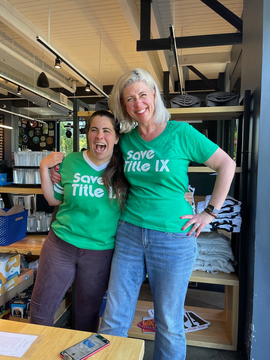 oregonwoman's tweet photo. @FairPlayOR @edaehnick Proud to say I took that awesome photo of @McgraneSheila &amp; @edaehnick! 

Looking good, ladies! ♀️

Thanks for speaking out for women &amp; girls! Cheers! 🍻 https://t.co/ayc6hswuON