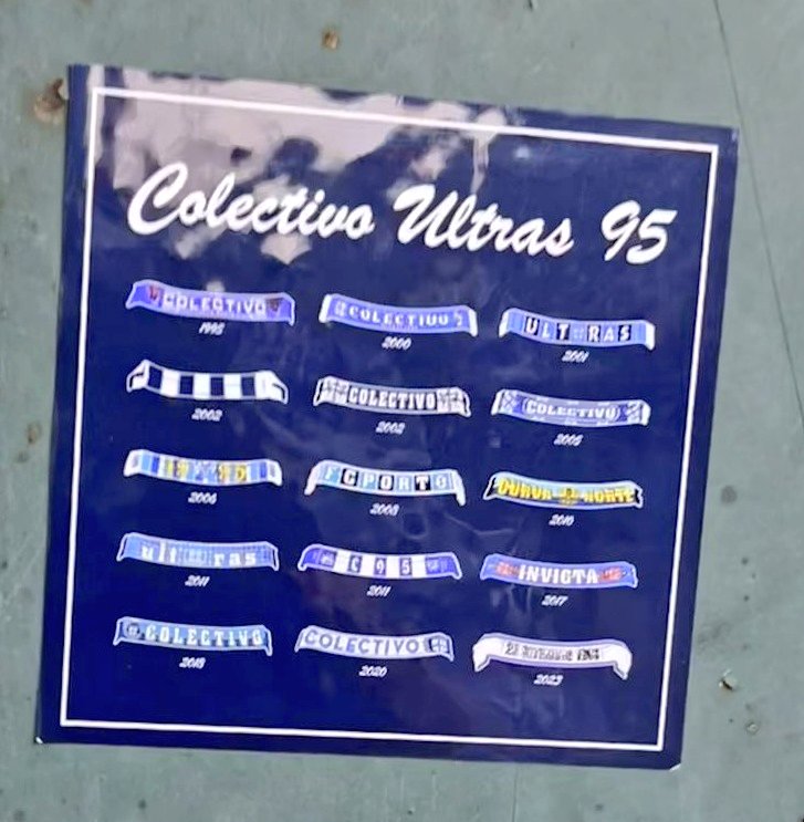 1jour1stick's tweet photo. Je retombe sur ce stick du @FCPortoFRA_ , c'est bien vu la compile écharpes, j'avais jamais vu perso. #CU95 https://t.co/rqZkgLSKrg