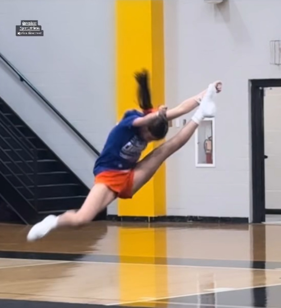 oliviahm2025's tweet photo. UCA Camp Day 2 in the books
@Prep1USA @Prep1Athletes @Prep1Media
#prep1athlete #ucacamp #ilovethe80s #goldeneratheme #classof2025 #teamwork #hardworkpaysoff #jumps #allstarcheerleader #cheerislife #varsitycheerleader https://t.co/j4f2B7bTgt