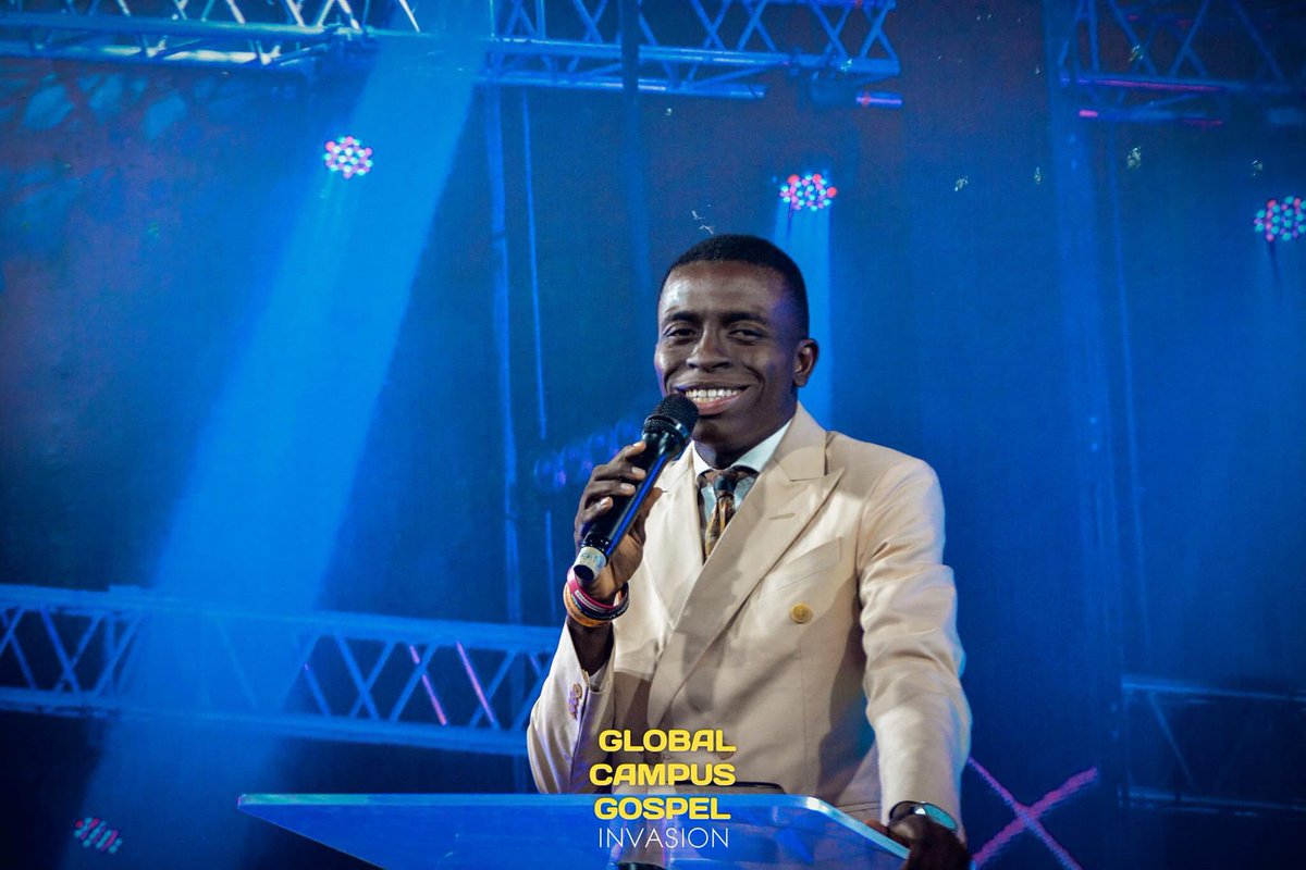 Success_FG's tweet photo. Our esteemed guest speaker Daniel Chinedu Onyenobi took the Word Session captioned "ETERNITY CONSCIOUSNESS FOR A REVIVAL" https://t.co/2yQrX1iMvQ
