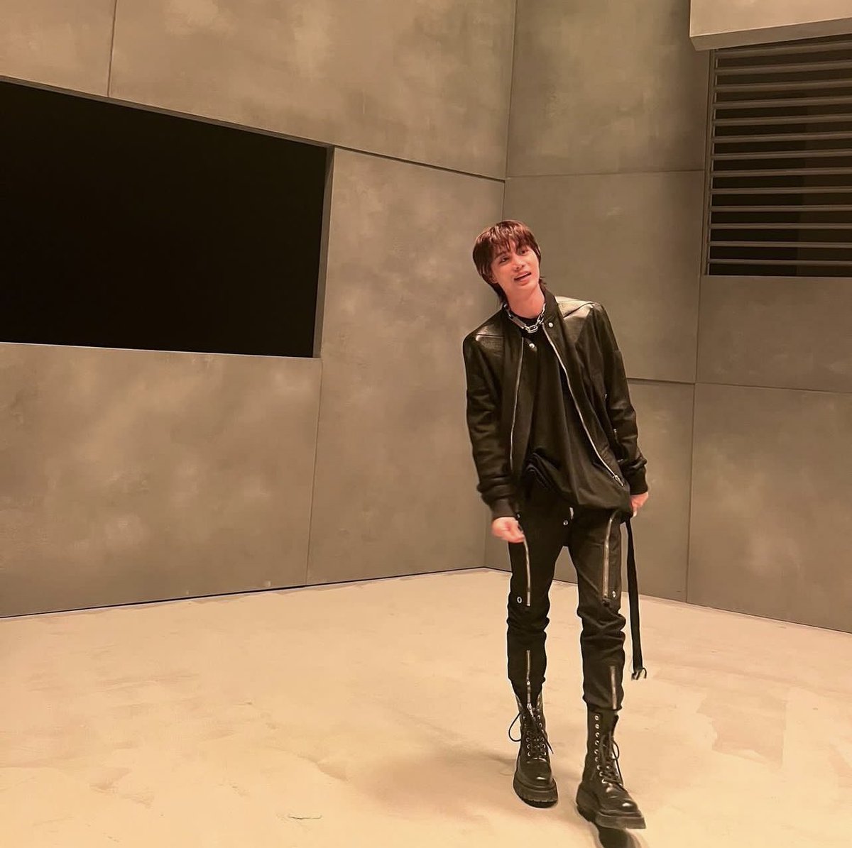 Hourly Taeil tweet media