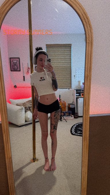 Like my shirt? https://t.co/bJFE4KEj3e