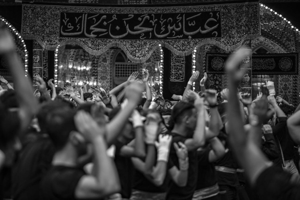 لهفِّي لِليلةِ العبَّاس !
ليلةَ الحاجاتِ المقضيّة ، الكُفوف المَرفوعة 
الدَّعاءُ المصحُوب بيقين الإجابة ، 
لهفِّي لجبر كافِل العقيلة لِقلوبنا .