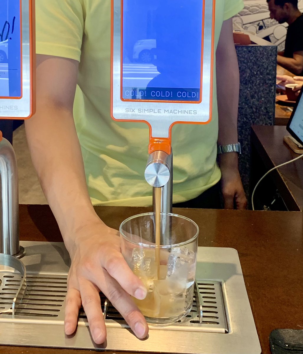 こんにちは🌞
Single O Hamacho Yasukoです🧋

本日よりTAPからアガベシロップ入りのアイスオーツラテドリンクが出ちゃっています🕺
#Oasis 
#cafe 
#tapin 
#singleojapan
#singleohamacho