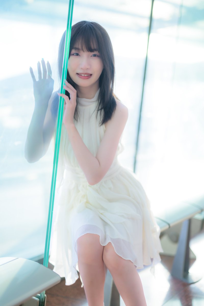 hs_photo_am's tweet photo. 羽田にて。
夏は室内に逃げられる施設が良いです。
個人的な撮影は一応セーフだし、飛行機勢がいるからデッカイカメラでも違和感無し😉
誰か行きませんか？？？
model Myui @Myui1023 
#ポートレートしま専科 
#ポートレート撮りに行きた〜い 
#写真撮ります
#被写体さんと繋がりたい https://t.co/ShVBHraPRX