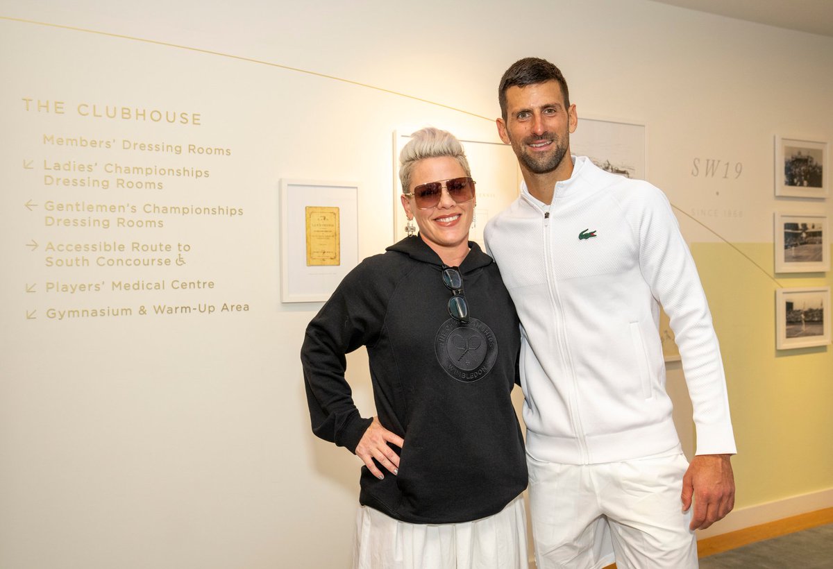 travel__Sports's tweet image. 🤳 @DjokerNole and PINK 🎶