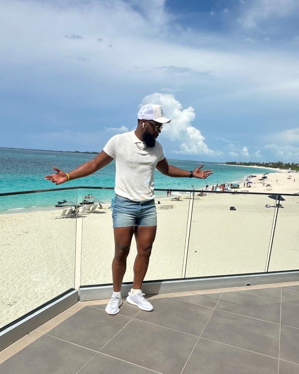 FlyTrendSetter's tweet image. Enjoying the view ❤️