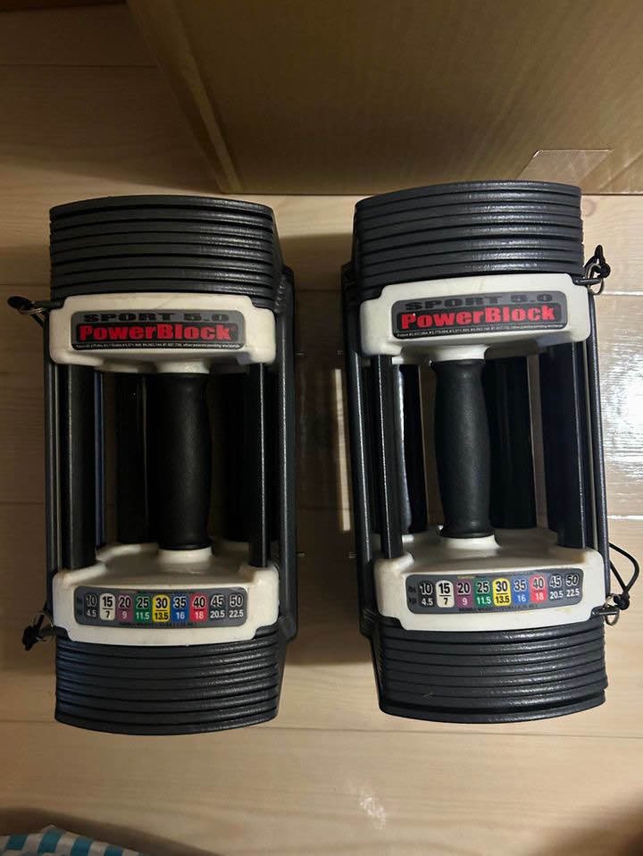 【ゆる募】可変式ダンベル欲しい人いますか？？

友人が要らないとのことで、1万円で譲ってくれるそうです！

都内の方で取りに来てくださる方いたら、ご連絡くださいー！