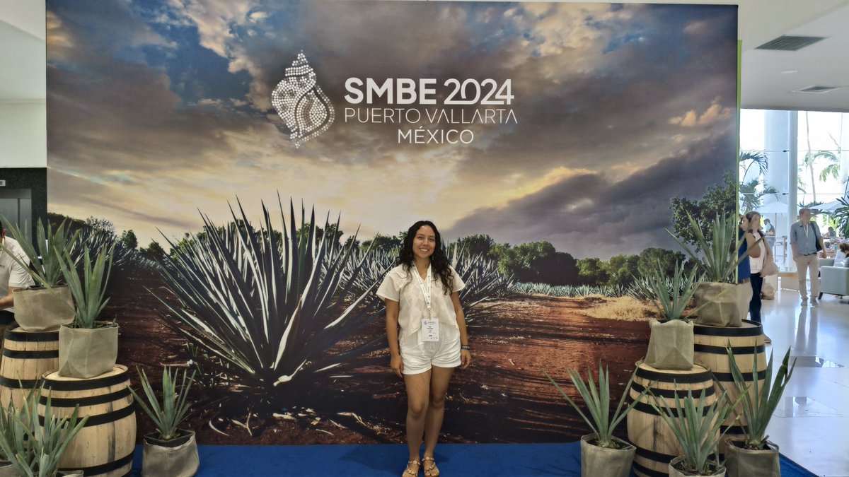 fegarca77's tweet photo. What an amazing experience attending #SMBE2024 with my lab. 💕✨🧬💀 I saw so many interesting posters and symposiums, and also had a lot of fun volunteering.🎉  Congrats and thanks to everyone!!! ✨❤️ https://t.co/GPkoahQxt1