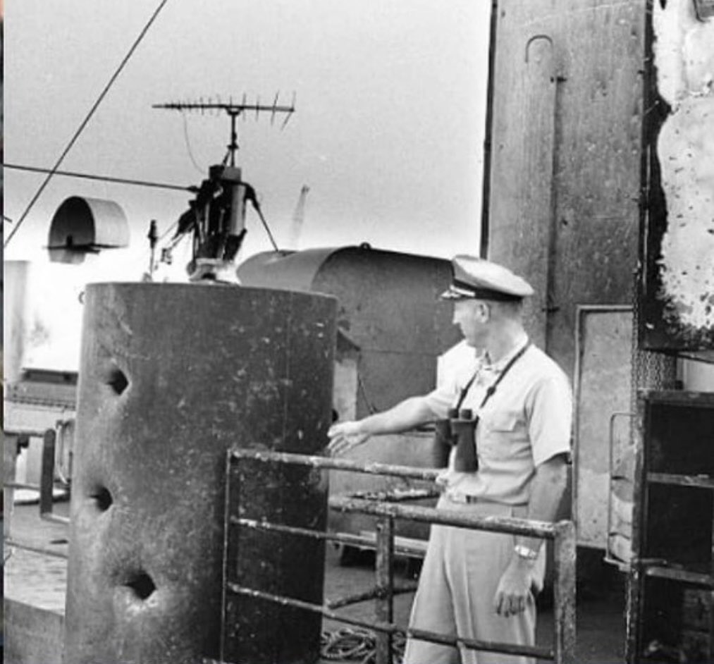 Peddlingforpizz's tweet image. ON JUNE 8, 1967, while patrolling in international waters in the Eastern
Mediterranean Sea, USS Liberty was savagely attacked without warning or justification by air and naval forces of the state of Israel.
The ship suffered 34 killed in action and 172 wounded in action.