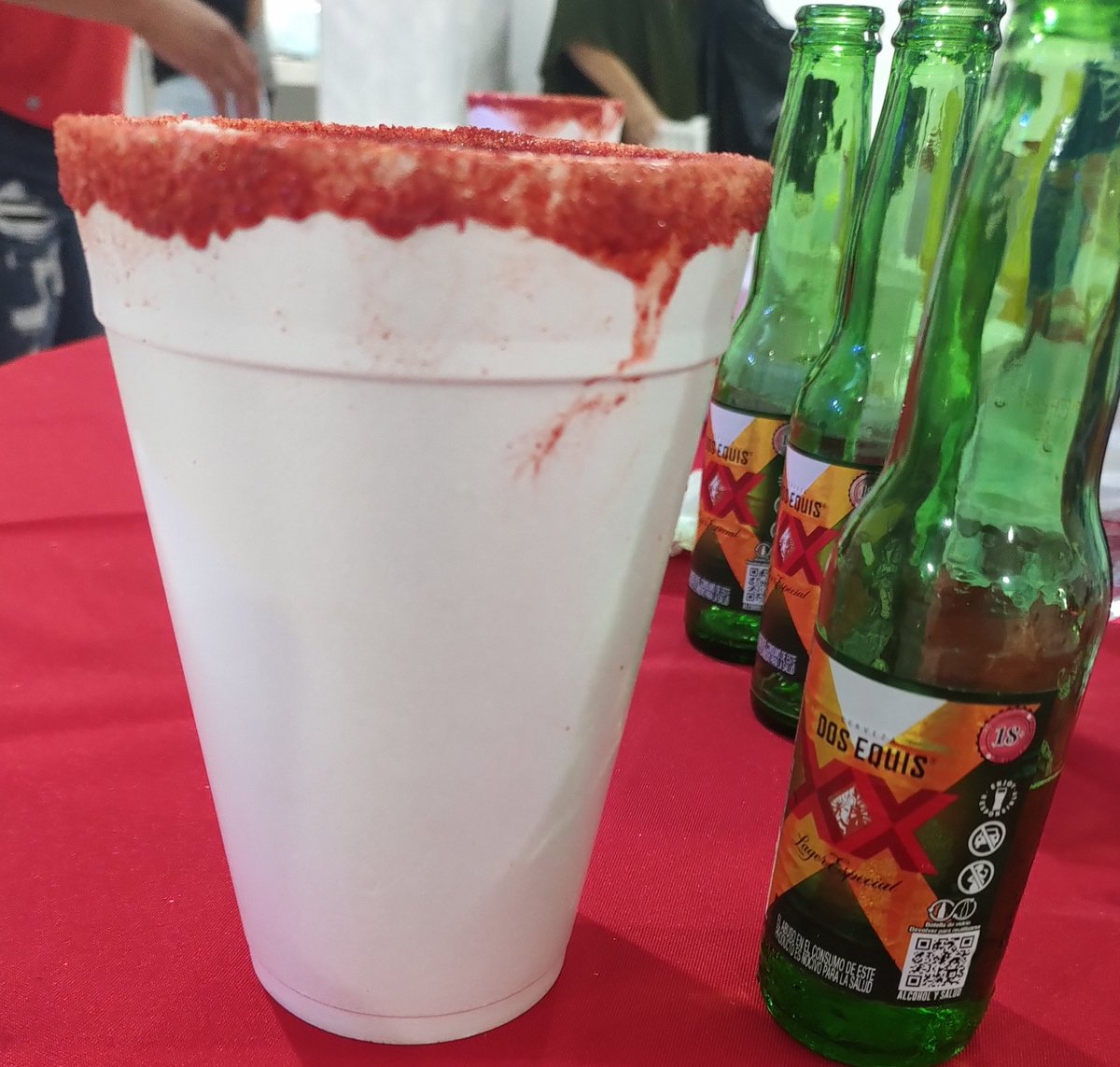 Jorgcp's tweet photo. Una rica michelada de Don Evert!!! https://t.co/lC7yWDKooG