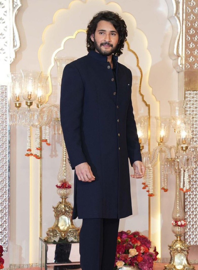 Asadansari_07's tweet photo. Who's looking Best ??
RT for #MaheshBabu 🔥
Like for #HrithikRoshan 🔥
#AnantAmbani #ShahRukhKhan #GauriKhan #AnantWedsRadhika
#redhulk #SamvidhaanHatyaDiwas
#ENGvsWI #Emergency #JamesAnderson #AnantRadhikaWedding #PharmaCeuticalScam
#RadhikaMerchant
#JohnCena #AnantAmbani https://t.co/UeNIhAyUs8