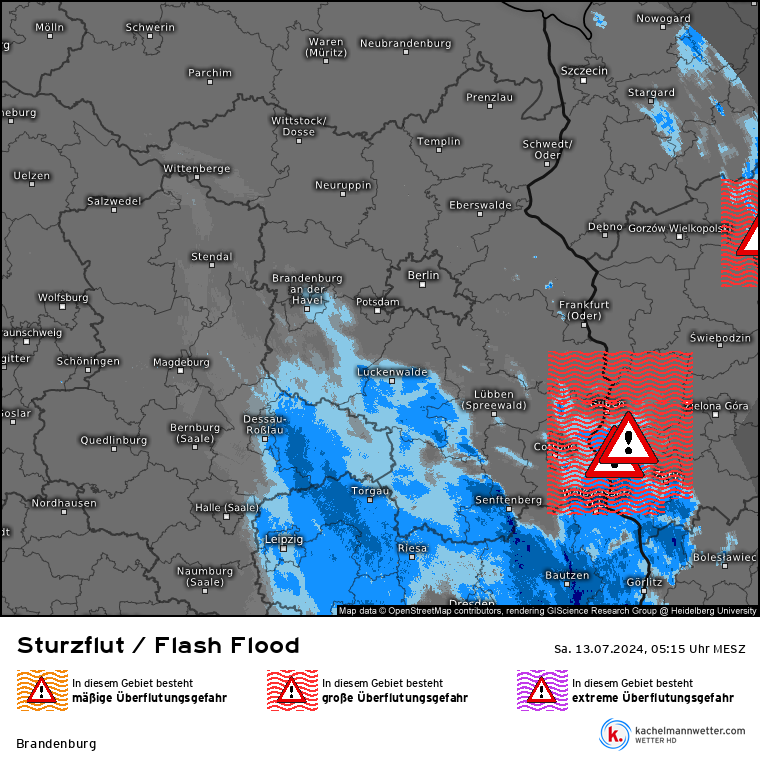 Kachelmannwettr's tweet photo. Schauerartig verstärkter Regen zieht heute über den Osten Richtung Ostsee ab. Achtung jetzt in #Sachsen bis in die #Niederlausitz! StormTracker (https://t.co/FrDrve6MYe)- und #Springflut (https://t.co/22KJxCan2H)-Warnungen beachten! Da können Dinge volllaufen. /FA https://t.co/bnT12bGUKf
