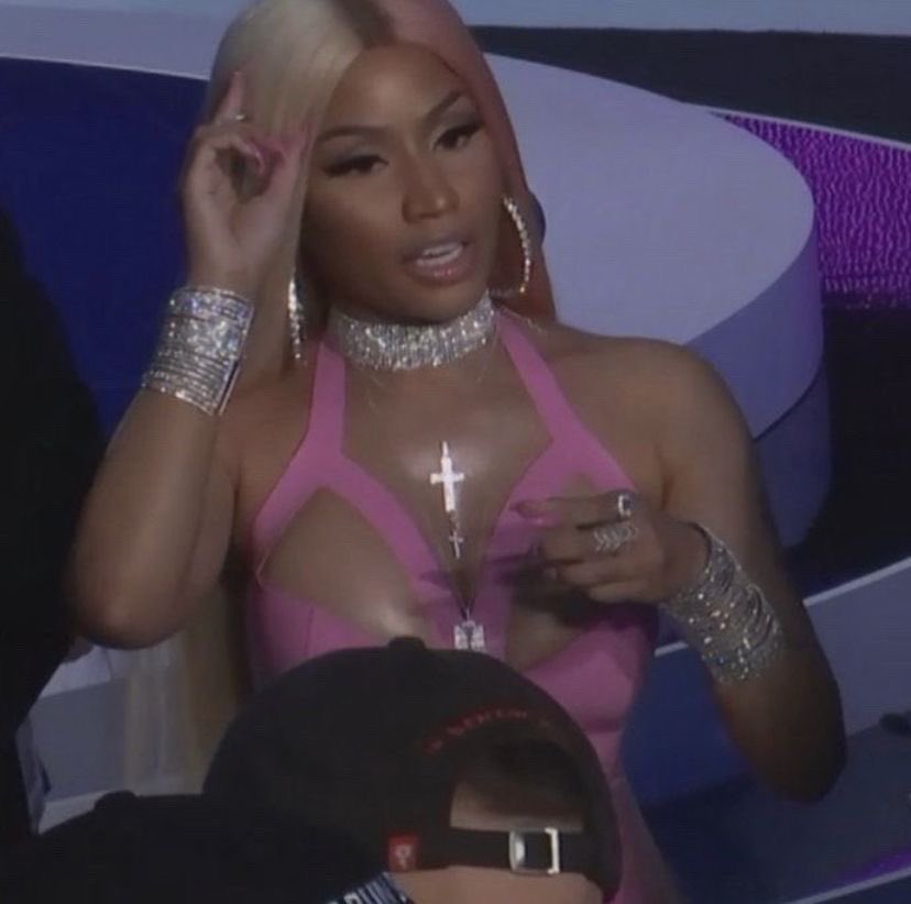 itsminajprint's tweet photo. same energy https://t.co/YoChAiByRf