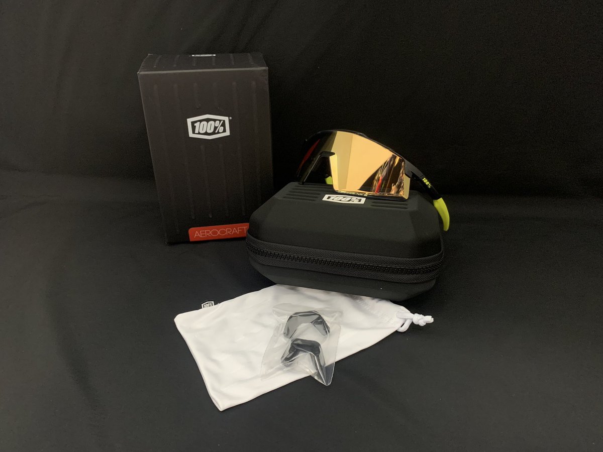 info42648043's tweet photo. 100percent
AEROCRAFT NEW COLOR入荷‼️

【AERO CRAFT】
Gloss Metallic Black
(Gold Mirror Photochromic Lens) 

#すみれスポーツ #100%サングラス#100percent #sportperformance #suglasses #スポーツサングラス #mlb #aerocraft #エアロクラフト #32890 https://t.co/rp3CAyU41V