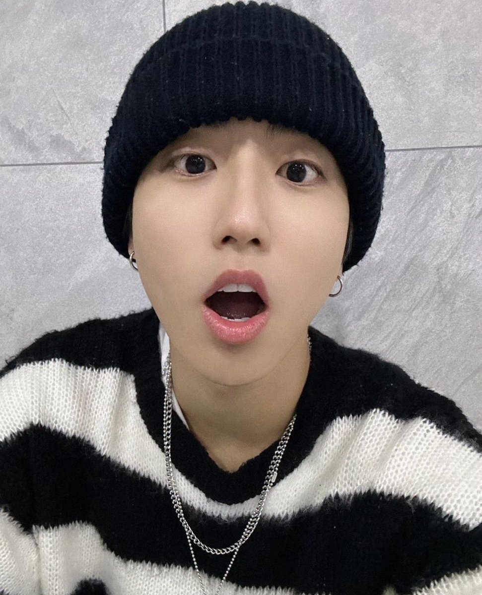 j1_sunn's tweet photo. 😮 https://t.co/fs6Rioykef
