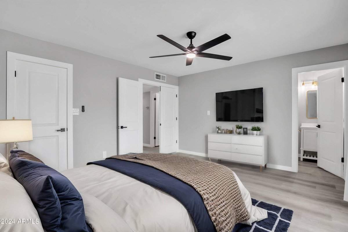 RonAzRealtor's tweet image. Listing Address: 1532 S CHESTNUT Circle, Mesa, AZ 85204
Listing Price: $550,000
Schedule a showing and request more information here: …naldwashington.thedteamrealestate.com/d8r9crzo