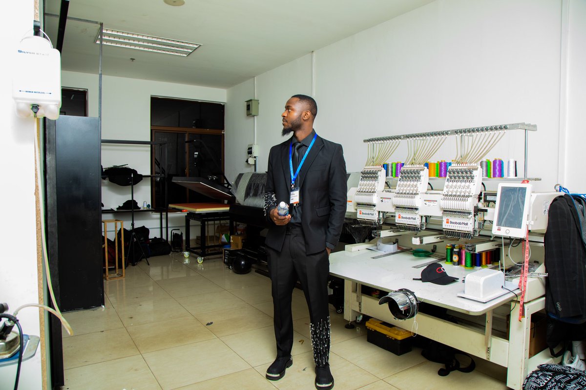 MR MATAYI 👔 tweet media