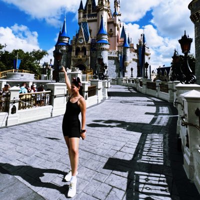 CariCorrales's tweet photo. #NuevaFotoDePerfil #DisneyWorld #Orlando #Florida https://t.co/L7u8dHSLHJ